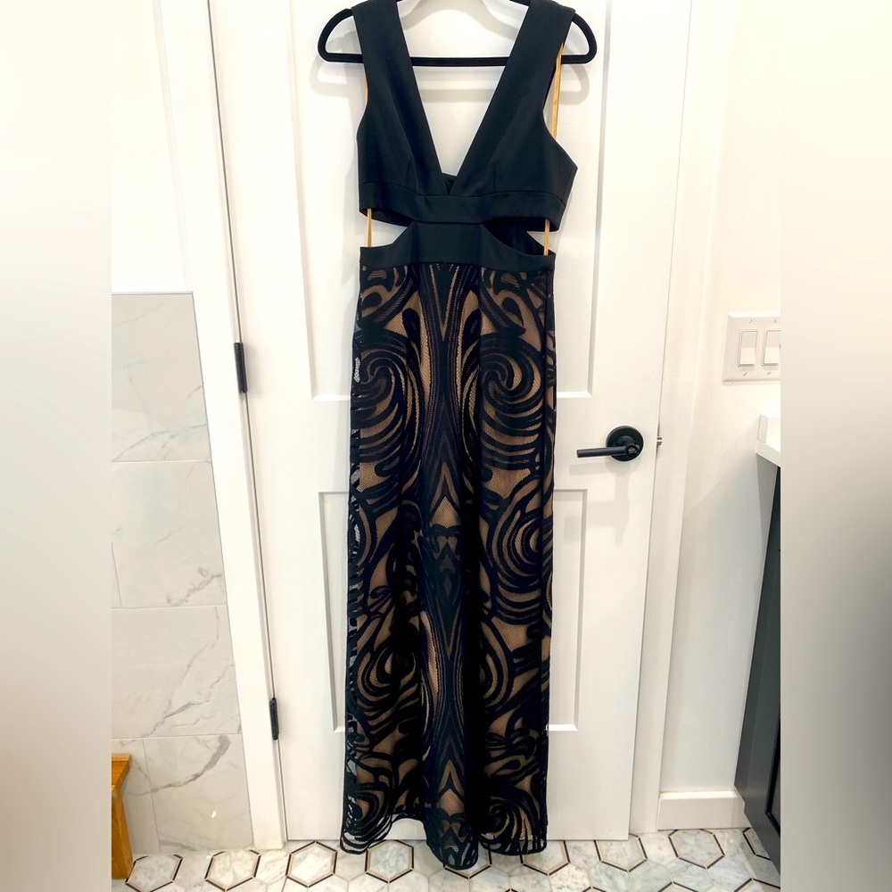 BCBGMAXAZRIA
Women's Black Marilyne Flocked Cutout Gown